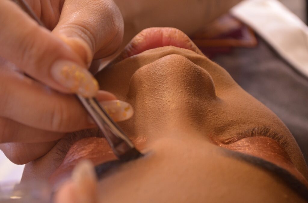 makeup, makeup application, makeup brush, cosmetics, beauty, face, eyebrows, eyeshadow, woman, girl, closeup, makeup application, makeup application, eyebrows, eyeshadow, eyeshadow, eyeshadow, eyeshadow, eyeshadow